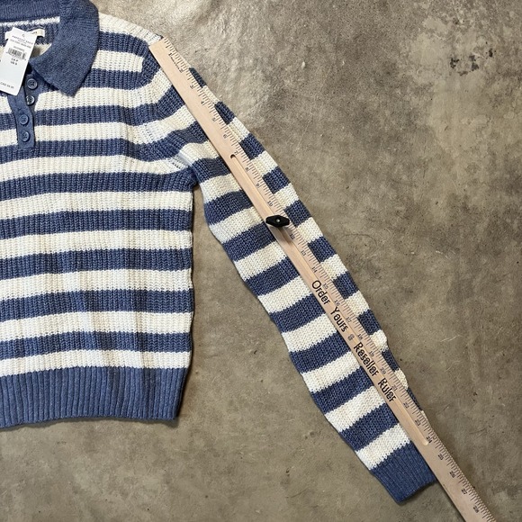 American Eagle Sweater‎ Womens Size Small Blue White Striped Collared Preppy - Picture 2 of 10